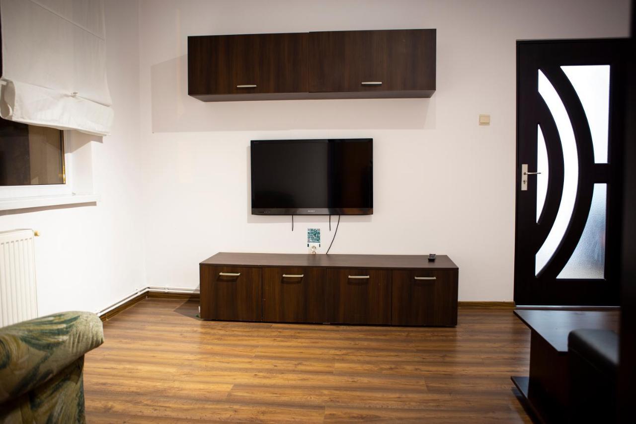 יאשי Escape To Comfort: Central Home Tudor Vladimirescu מראה חיצוני תמונה